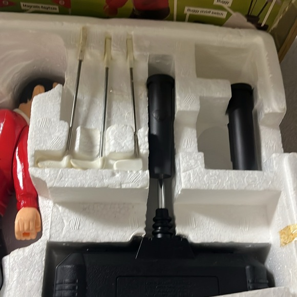 Vintage Bob Hope Golfers W/ Radio Controlled Golf Cart Game Made in Hong Kong - Picture 5 of 8